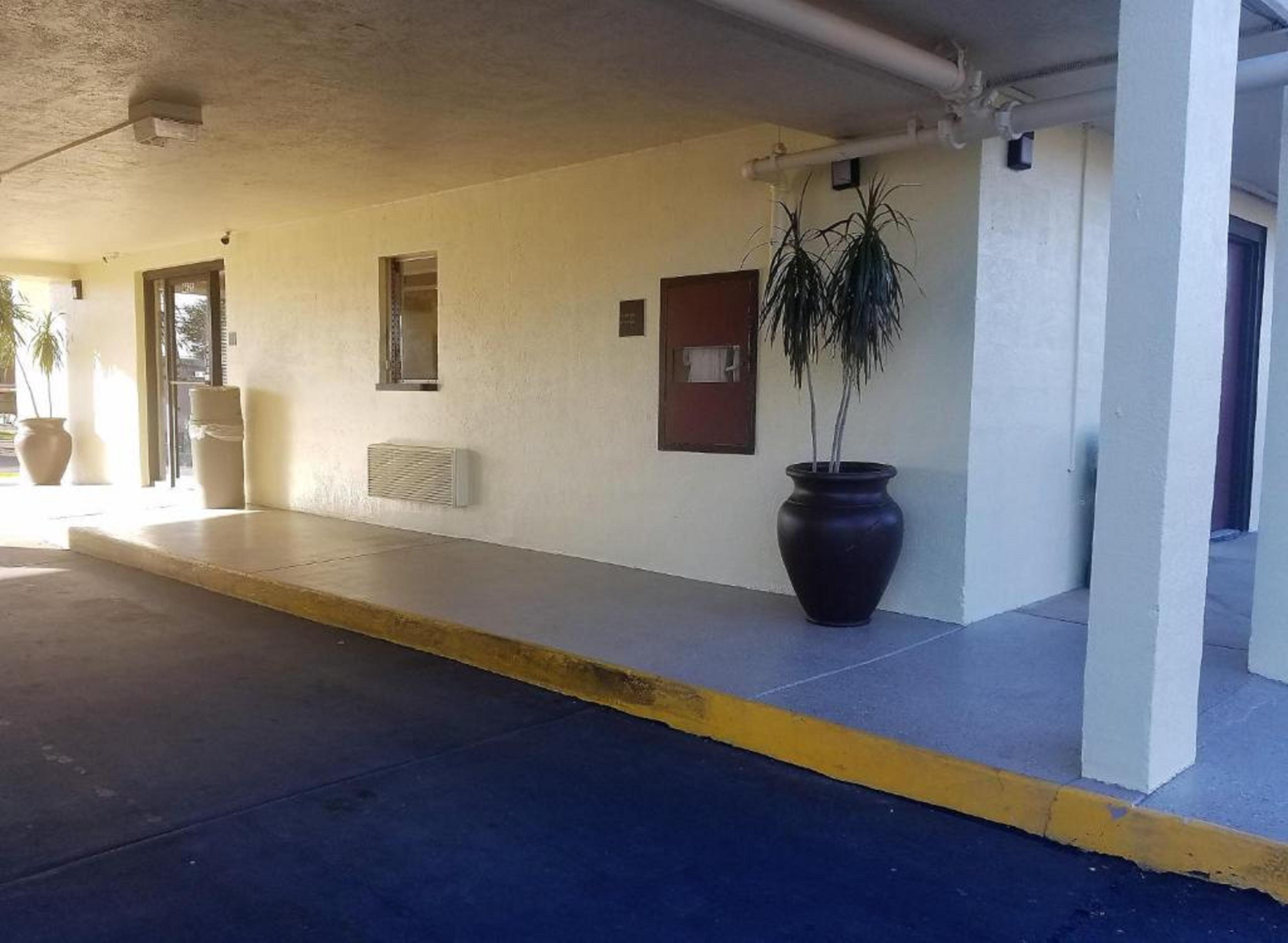 Red Roof Inn San Antonio Northeast - Rittiman Rd Extérieur photo