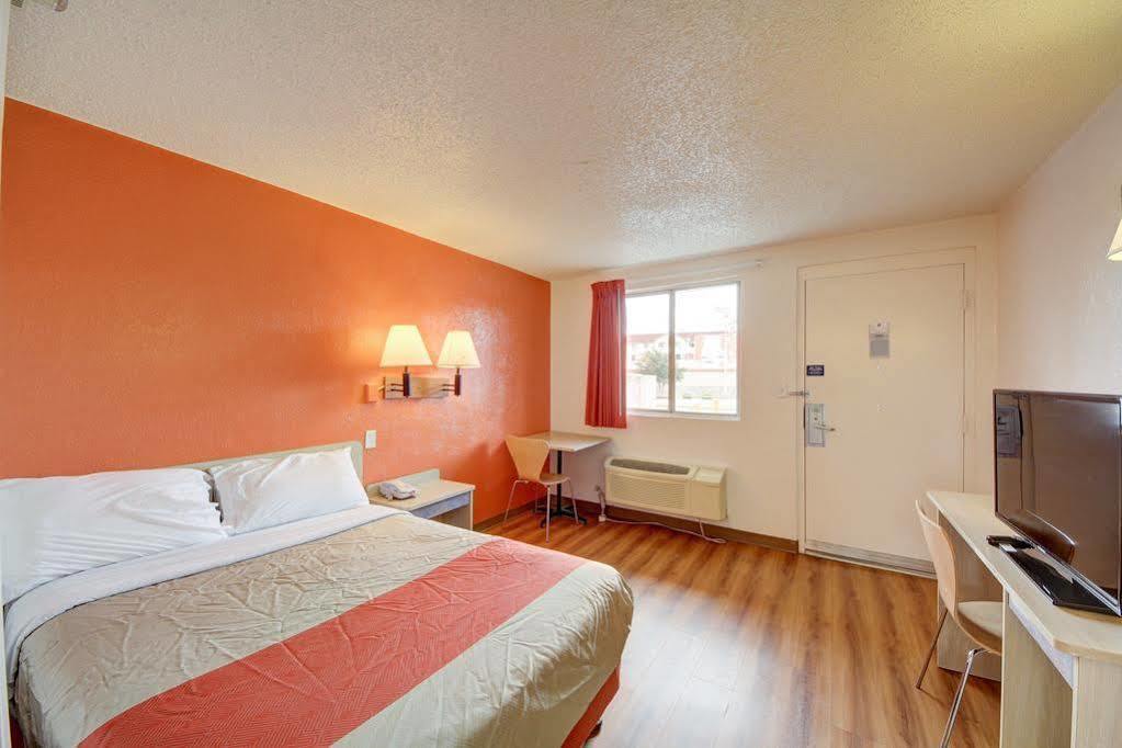 Red Roof Inn San Antonio Northeast - Rittiman Rd Extérieur photo