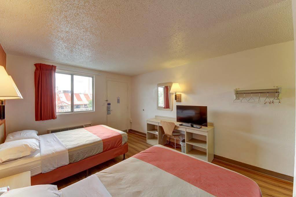 Red Roof Inn San Antonio Northeast - Rittiman Rd Extérieur photo